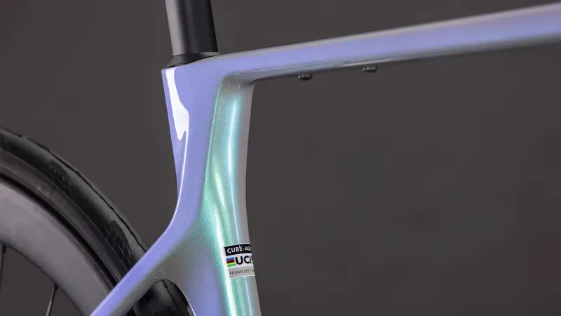 Cube Agree C:62 SLT Road Bike in Green Fusion/White-6