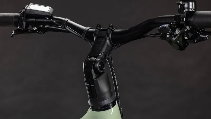 Cube Kathmandu Hybrid One 800 eHybrid Bike in Pea/Green-4