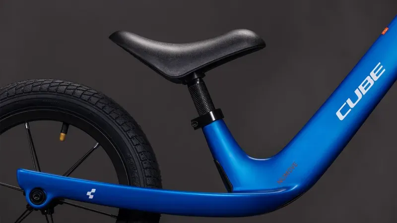 CUBE NUMOVE 120 WALK TOPASBLUE/NEBULA-2