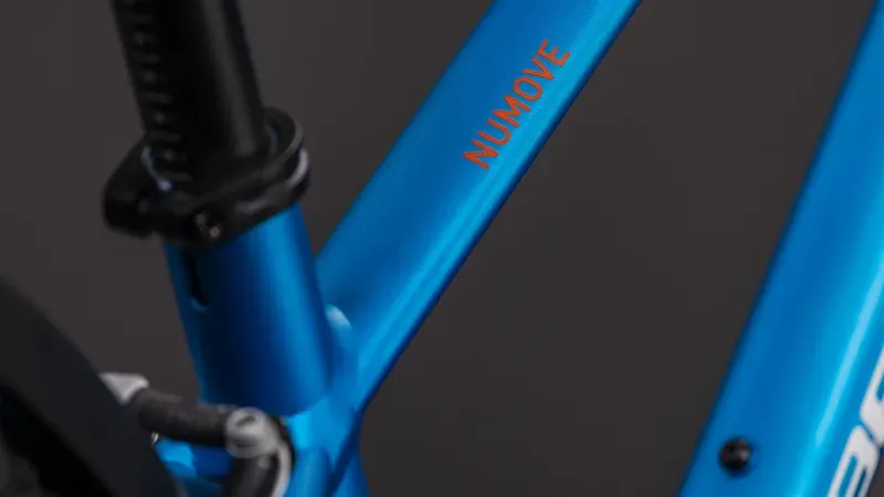 CUBE NUMOVE 240 FE TOPASBLUE/NEBULA-3