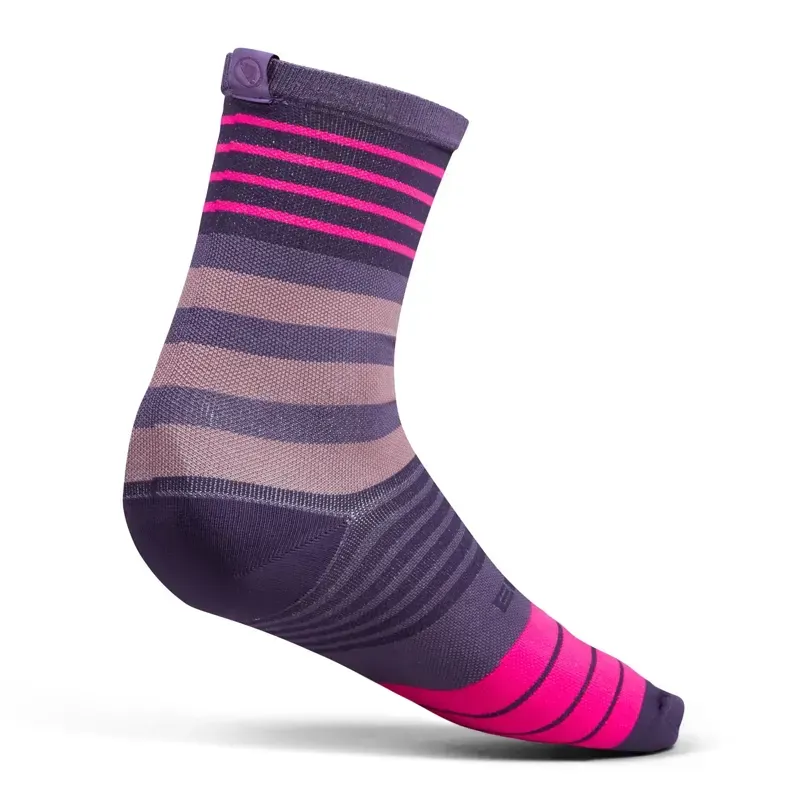 Endura Block Sock in Bramble-1