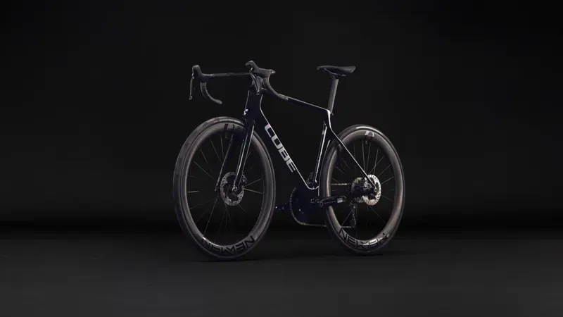 Cube Agree C:62 SLT Di2 Road Bike in Black Pearl/Switch White-3